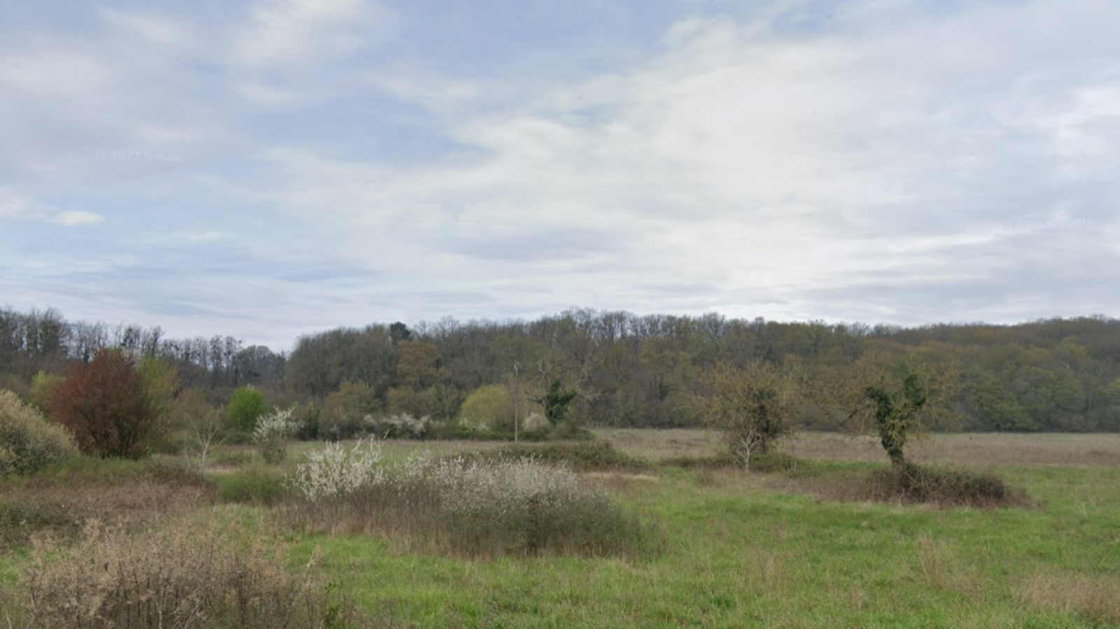 Terrain constructible de 701m2 à Saint-Benoît