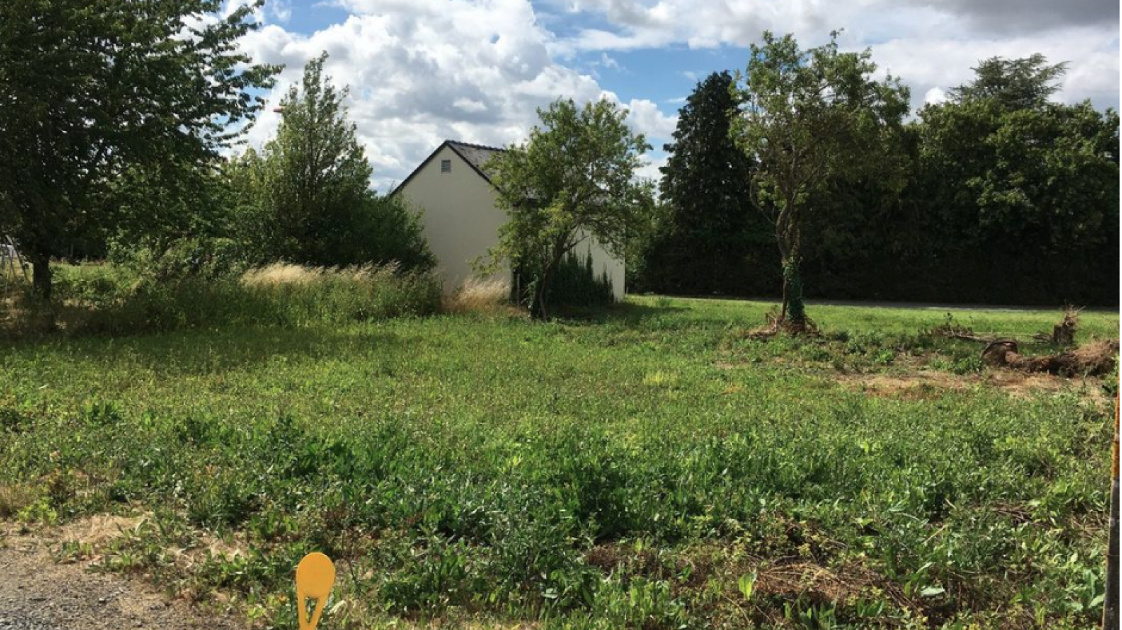 Terrain constructible de 372m2 à Saumur