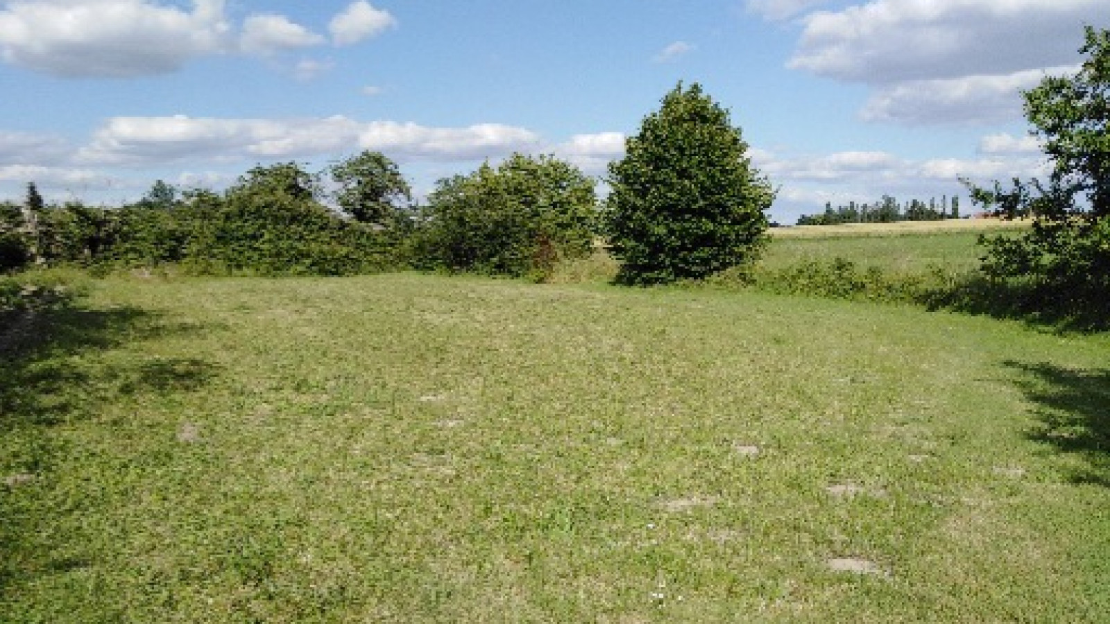 Terrain constructible de 1060m2 à Ligueil