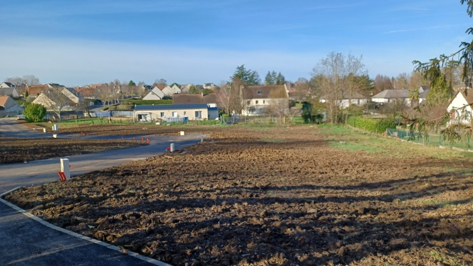 Terrain constructible de 363m2 à Joué-lès-Tours