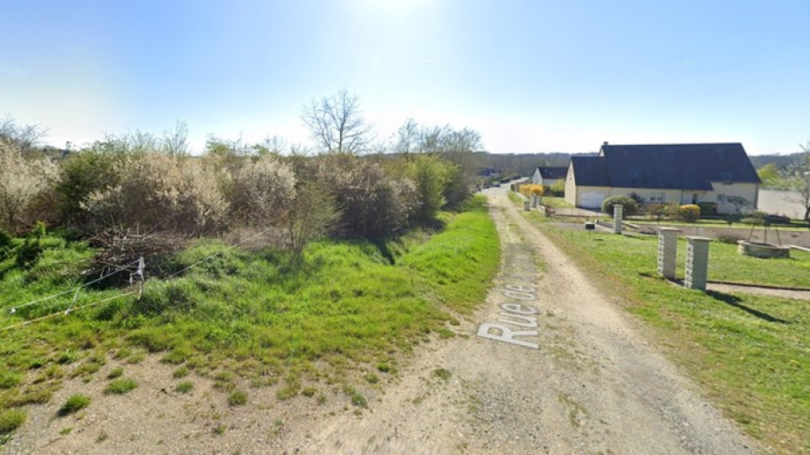 Terrain constructible de 807m2 à Chançay