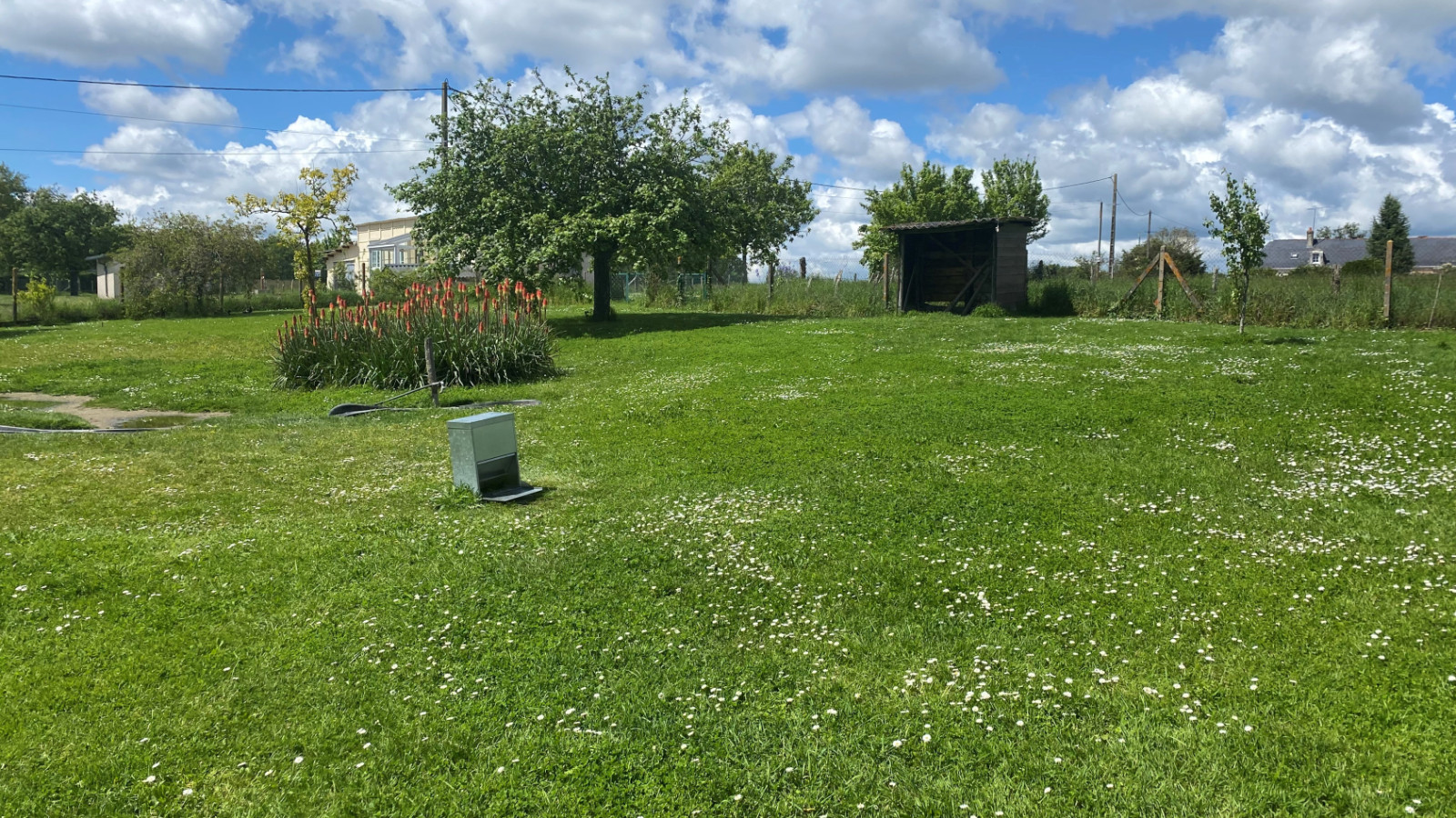 Terrain constructible de 1142m2 à Mazières-de-Touraine