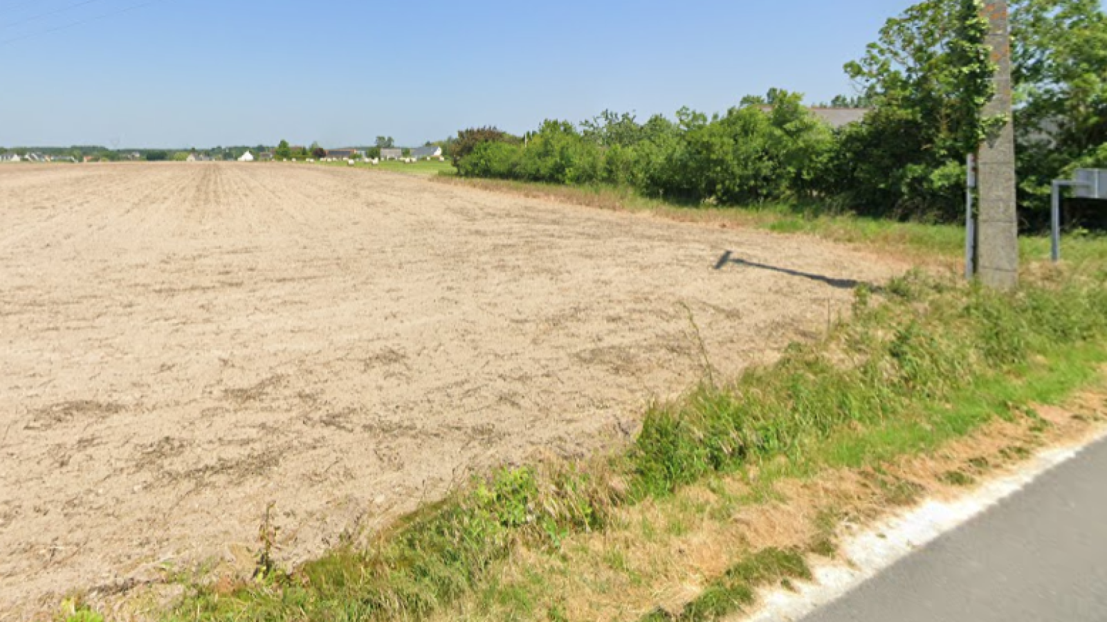 Terrain constructible de 521m2 à Semblançay