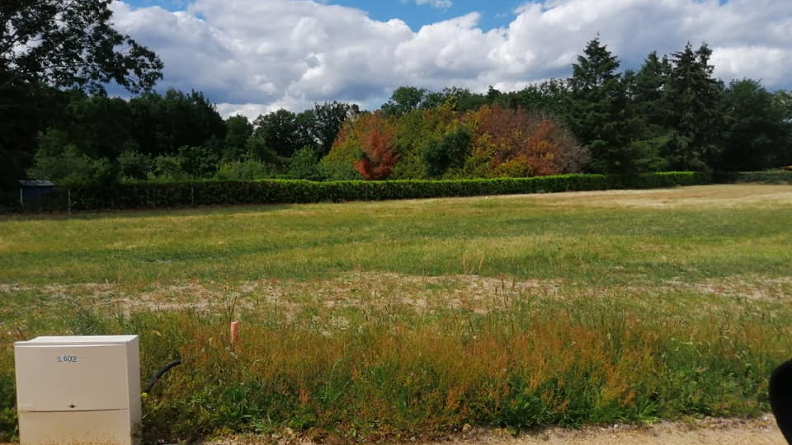 Terrain constructible de 480m2 à Saint-Lyé-la-Forêt