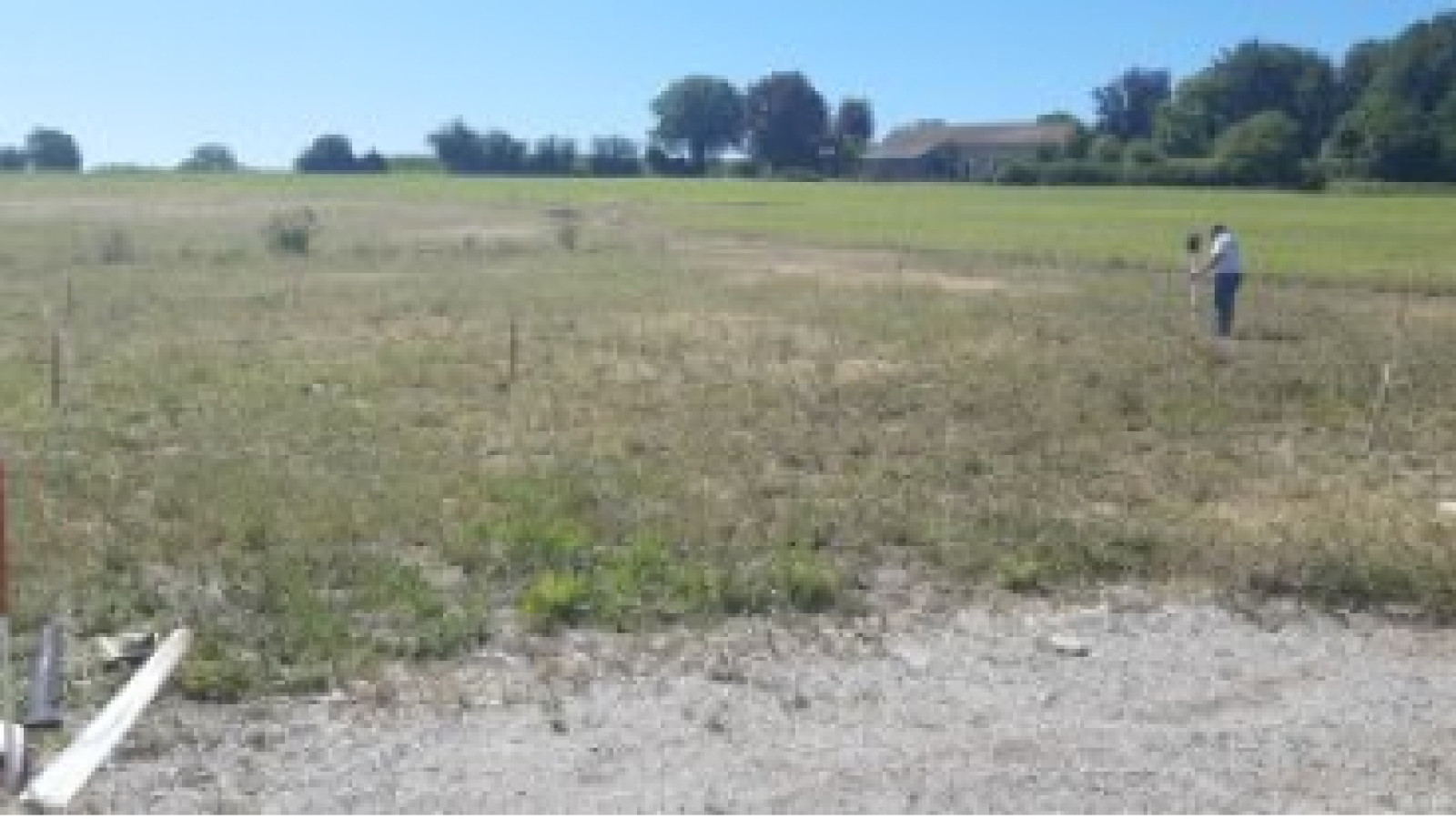 Terrain constructible de 720m2 à Leigné-les-Bois