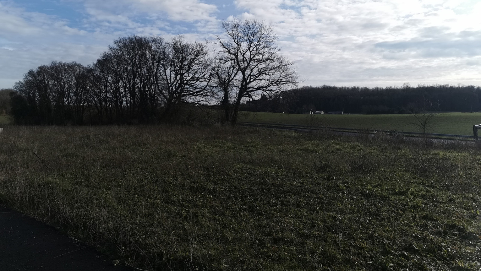 Terrain constructible de 459m2 à Sainte-Maure-de-Touraine