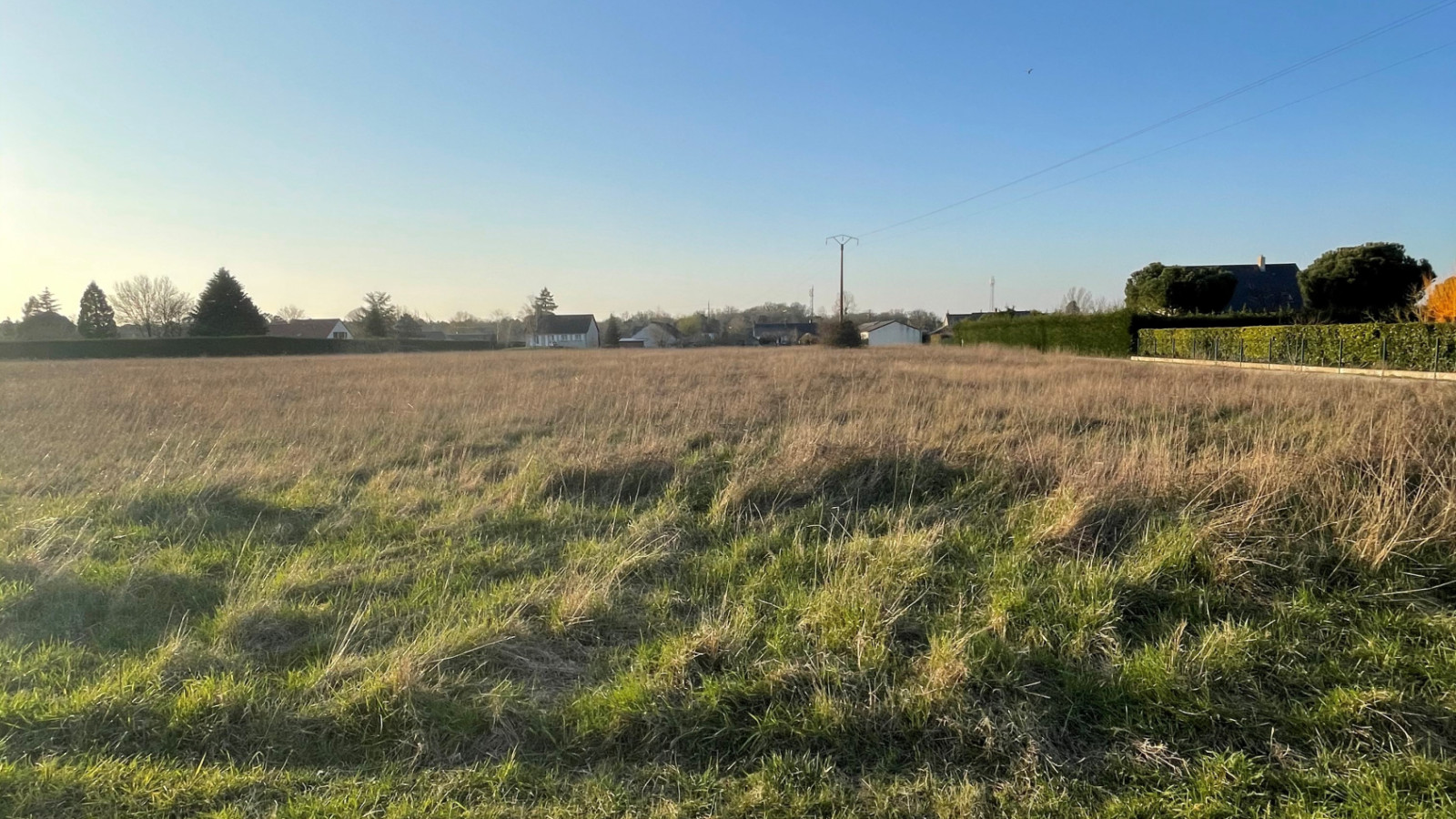 Terrain constructible de 265m2 à Chançay