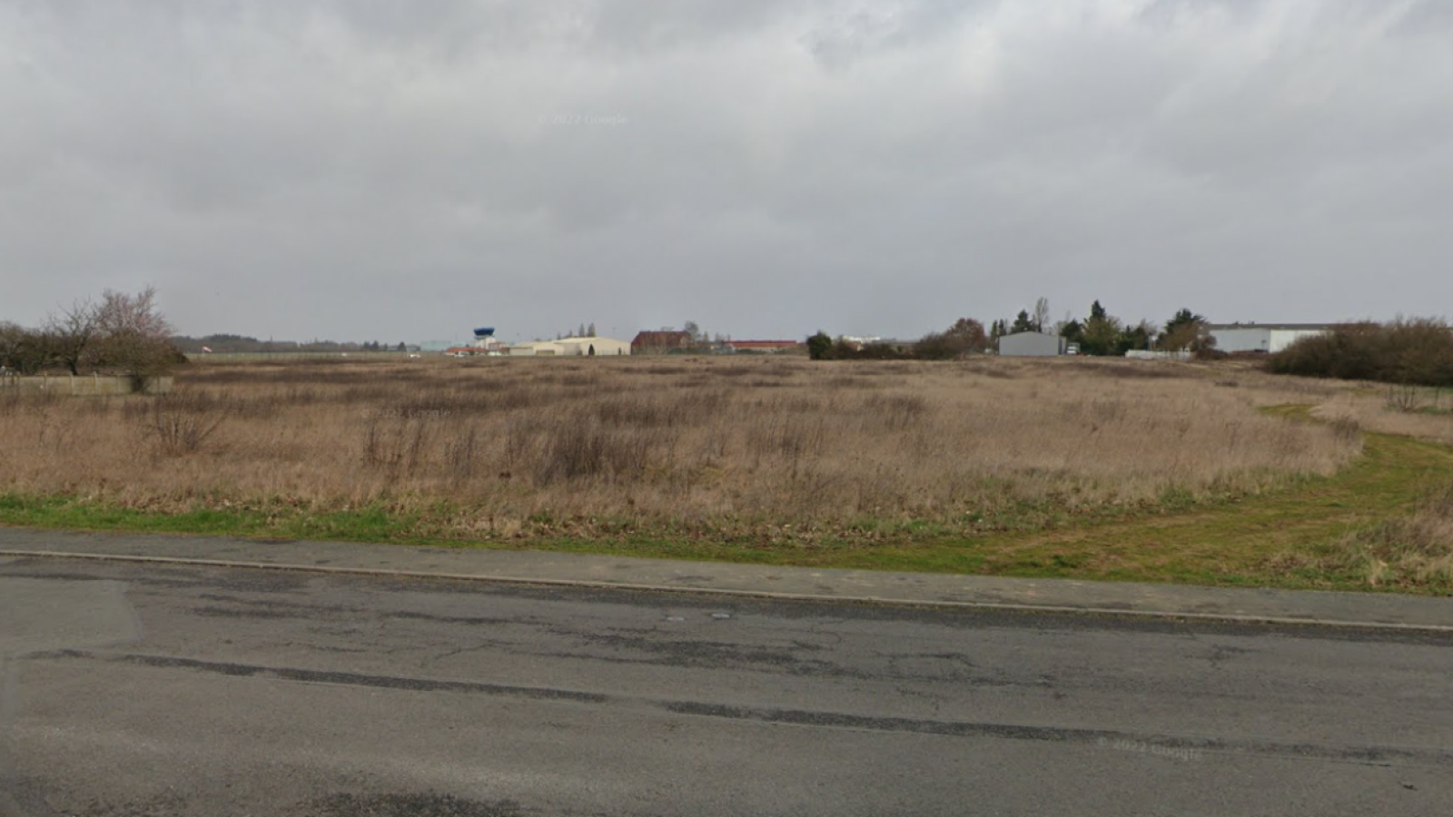 Terrain constructible de 1059m2 à Cissé