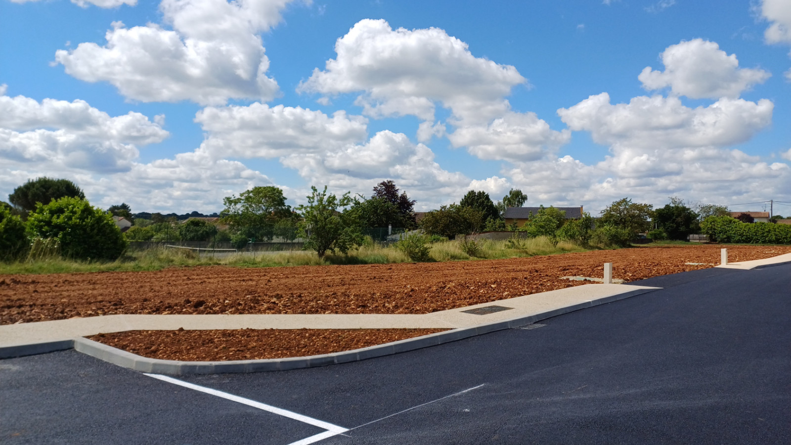 Terrain constructible de 194m2 à Poitiers