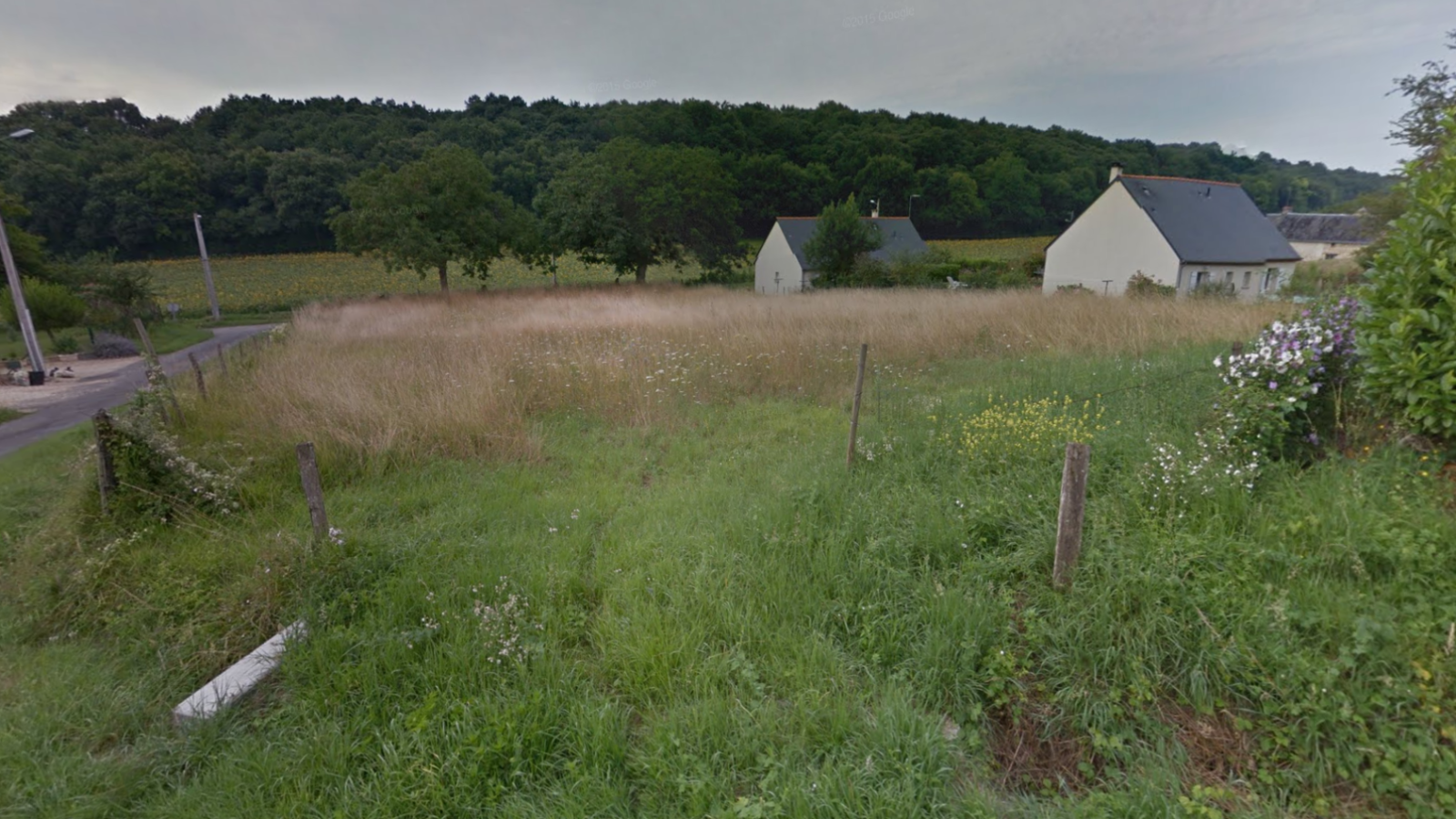 Terrain constructible de 600m2 à Chinon