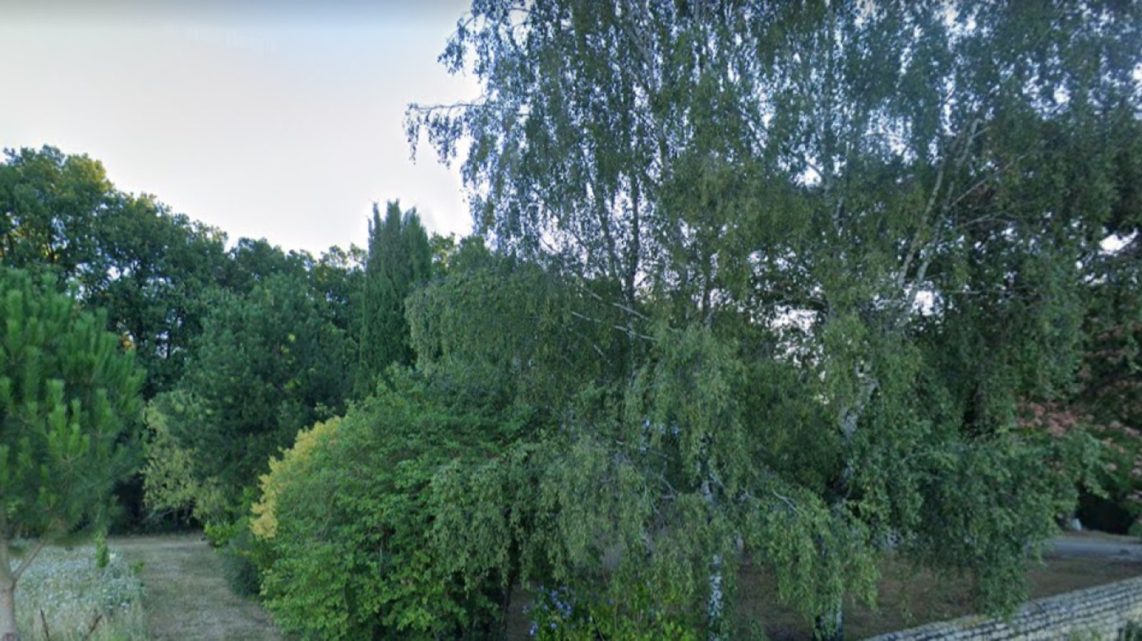Terrain constructible de 2064m2 à Châtellerault