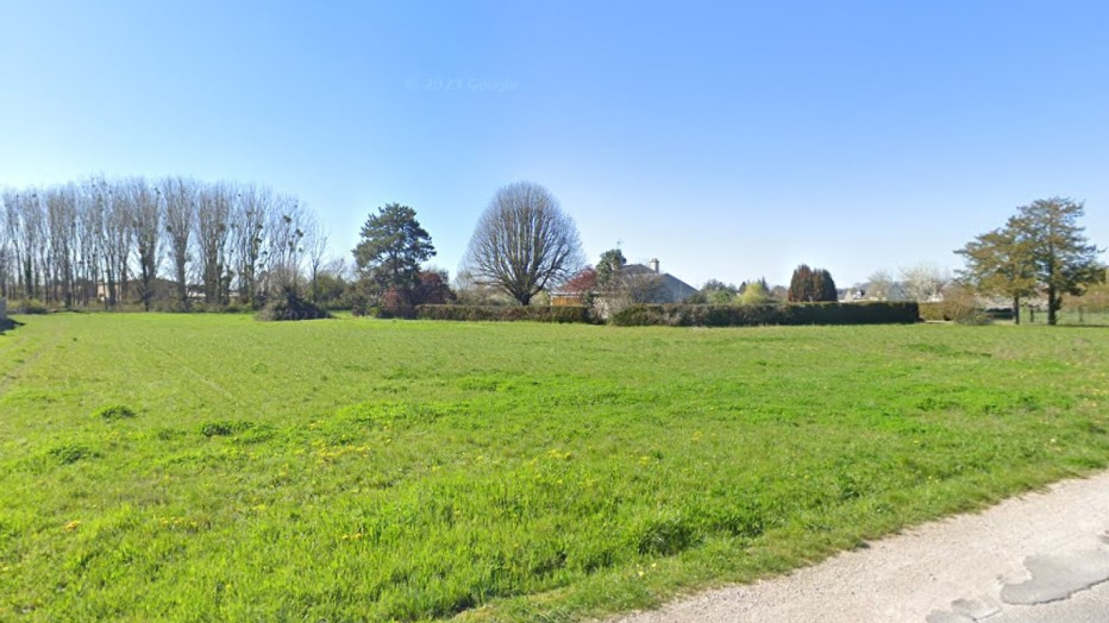 Terrain constructible de 400m2 à Orléans