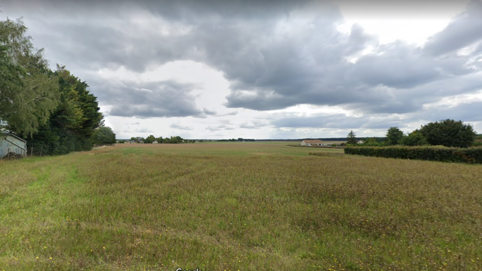 Terrain constructible de 720m2 à Villereau