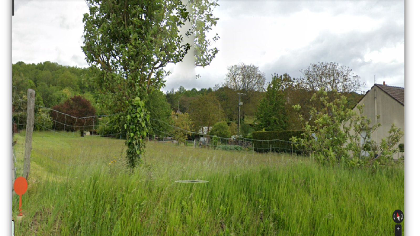 Terrain constructible de 2752m2 à Ligré