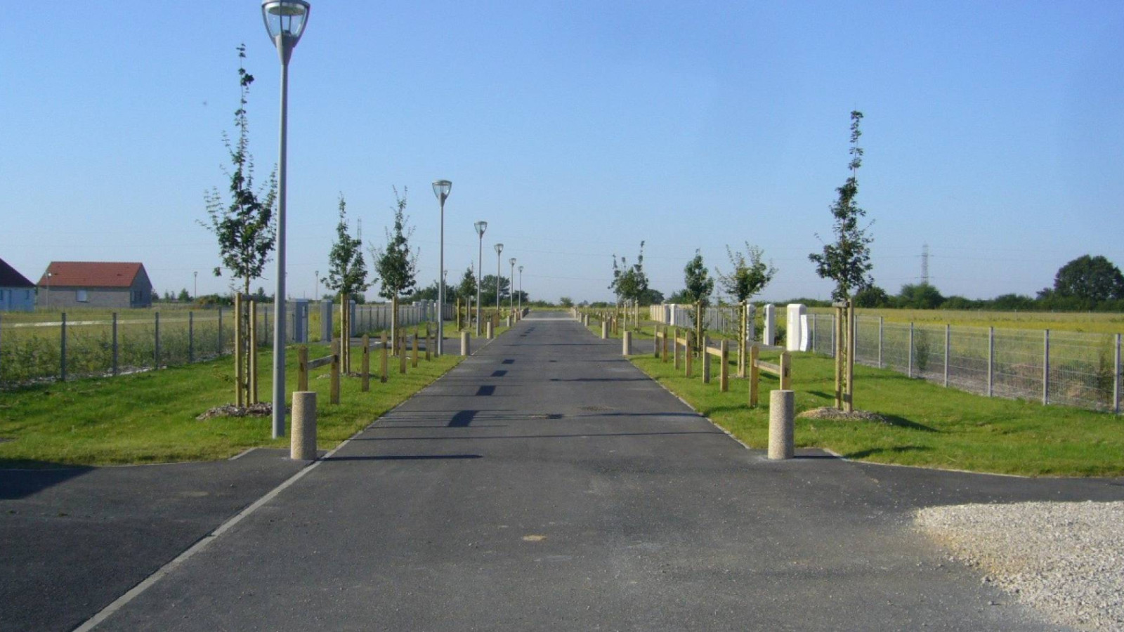 Terrain constructible de 455m2 à Les Villages Vovéens