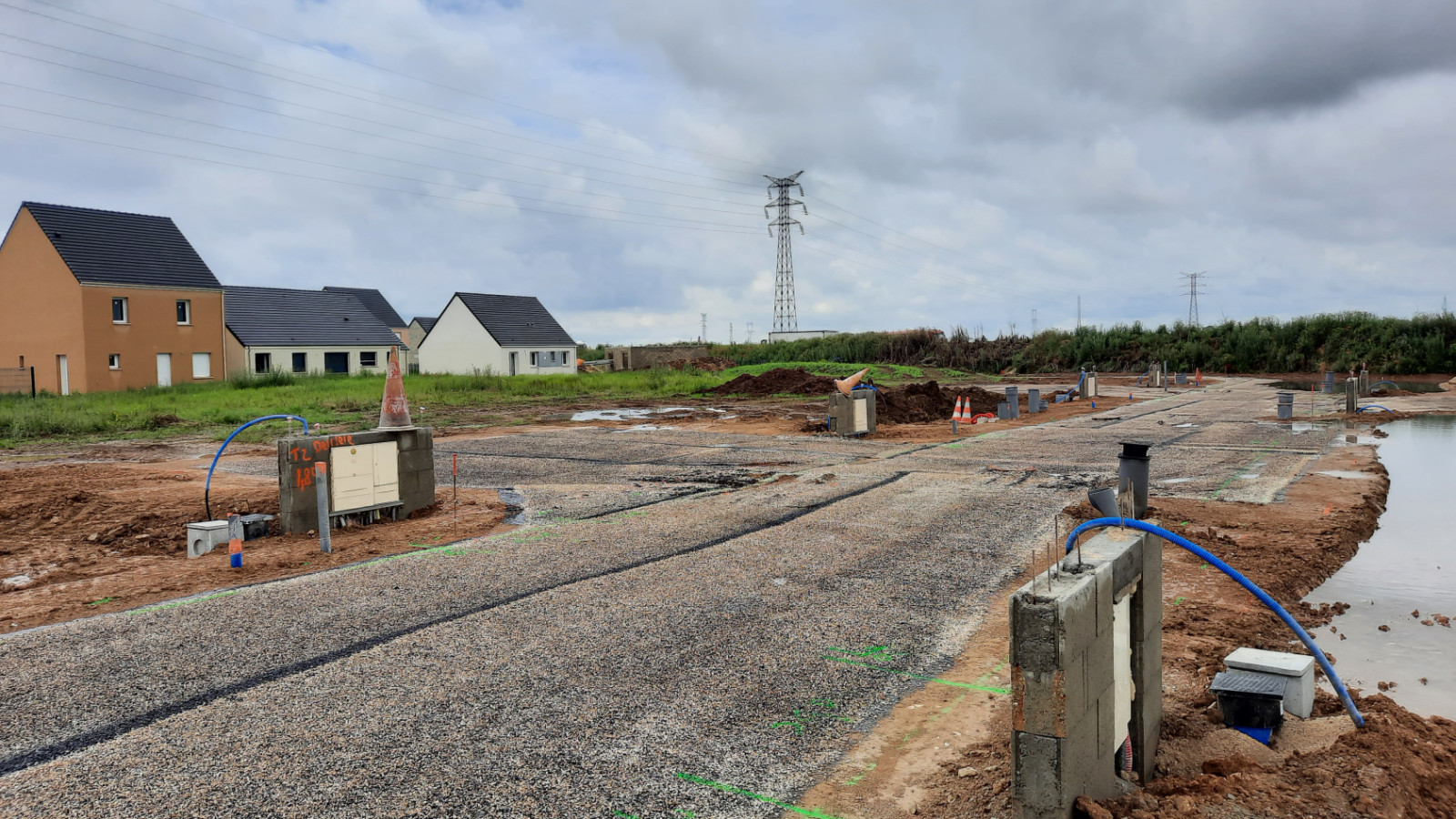 Terrain constructible de 662m2 à Toury
