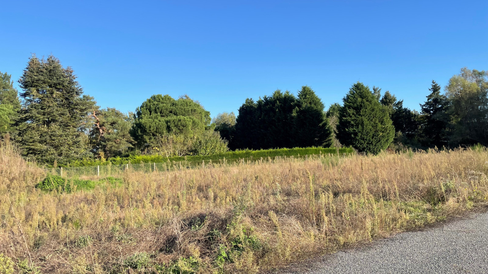Terrain constructible de 728m2 à Châteaudun