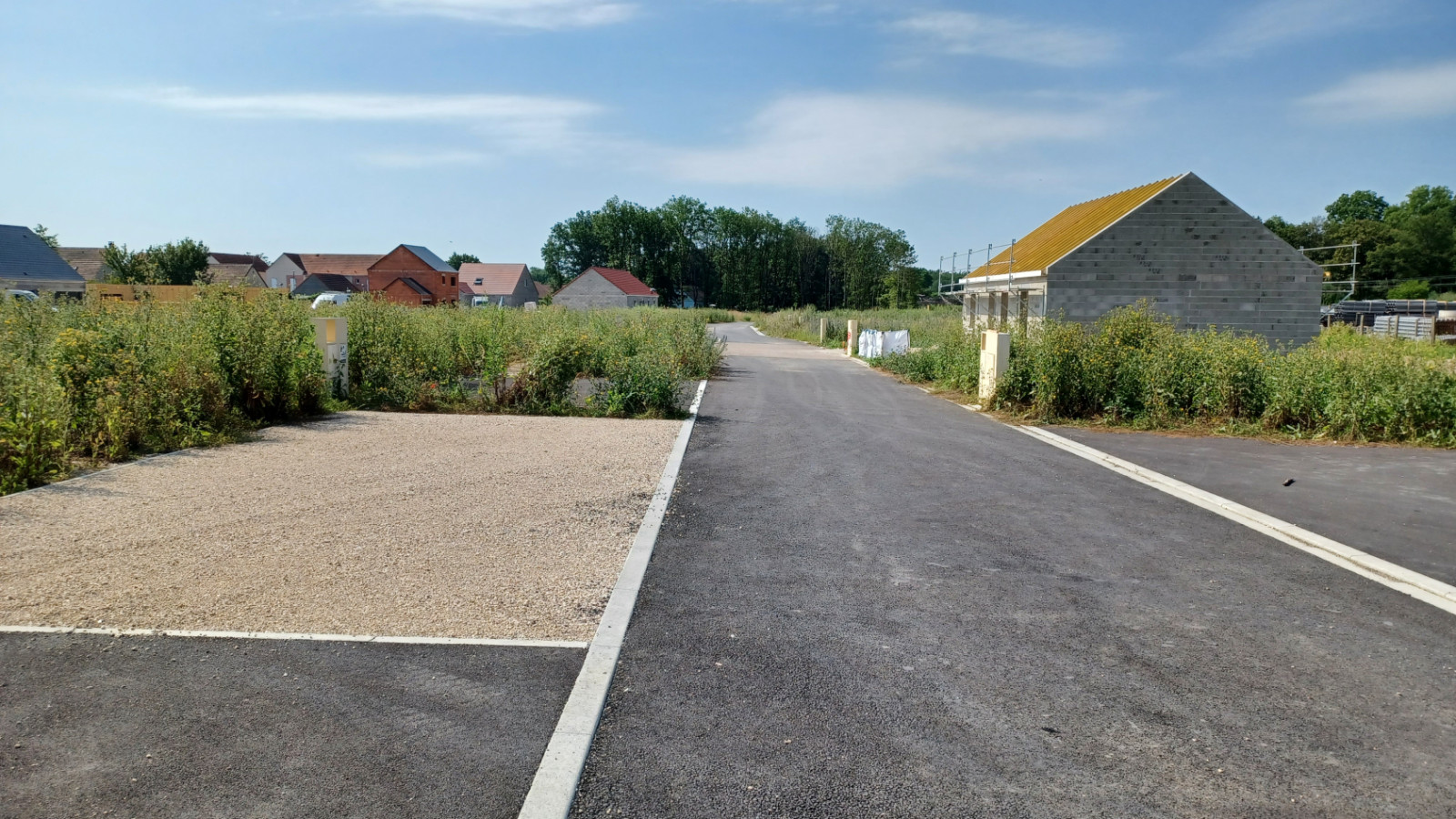 Terrain constructible de 461m2 à Huisseau-sur-Mauves