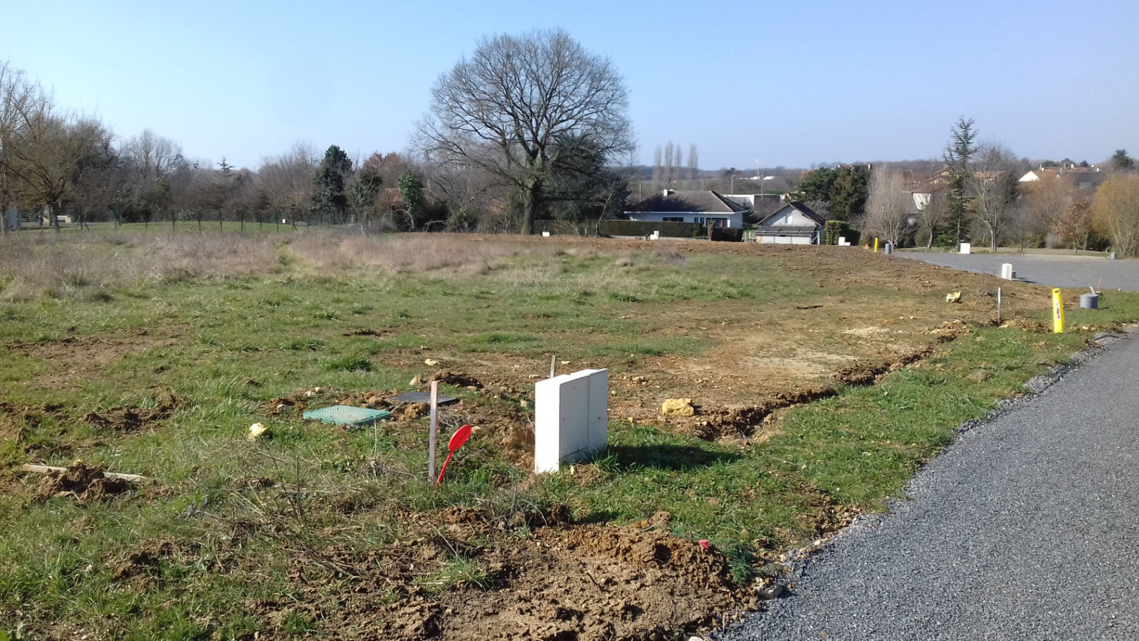 Terrain constructible de 1028m2 à Maillé