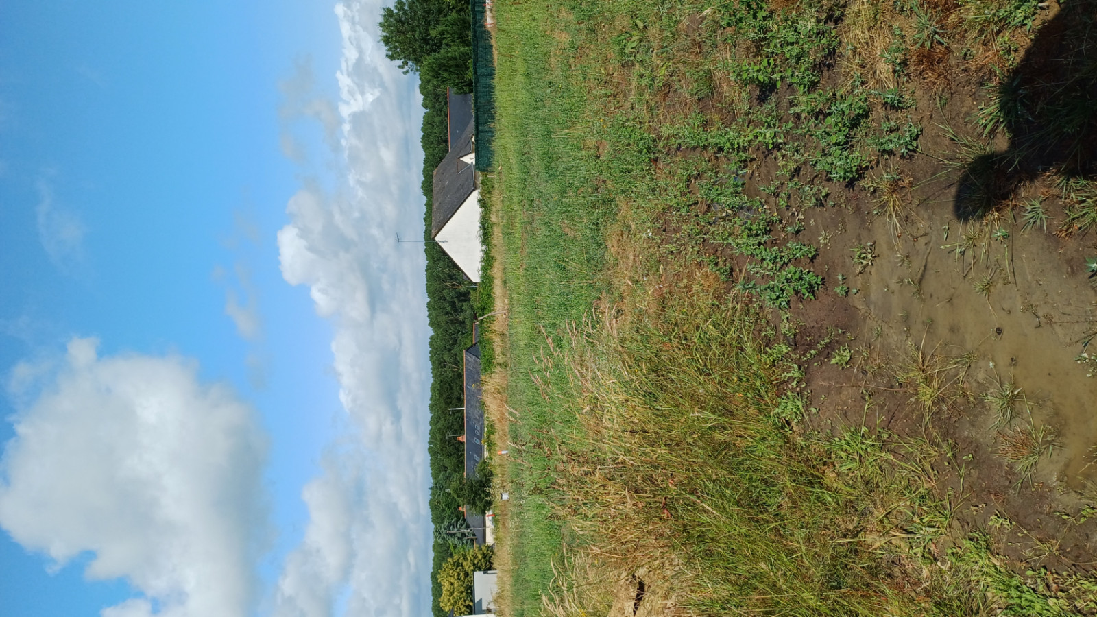 Terrain constructible de 1287m2 à Morannes sur Sarthe-Daumeray