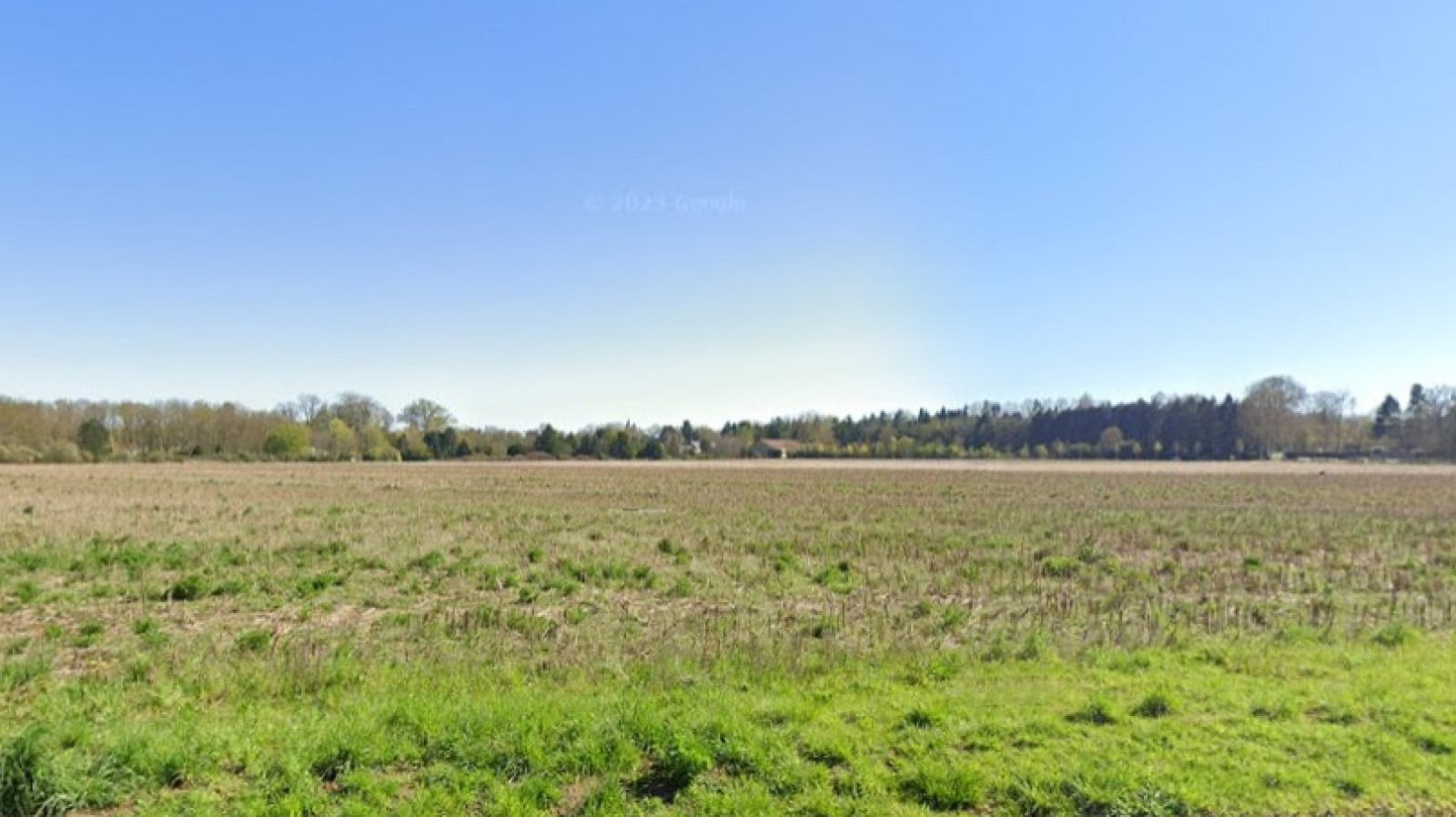 Terrain constructible de 560m2 à Saint-Pryvé-Saint-Mesmin