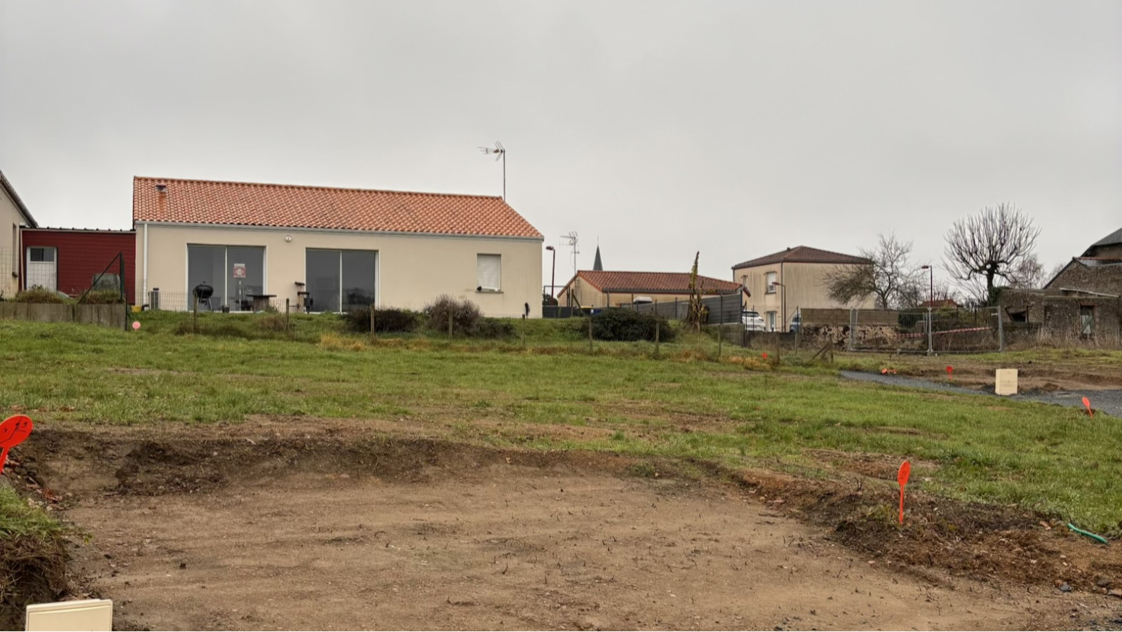 Terrain constructible de 385m2 à Mauges-sur-Loire