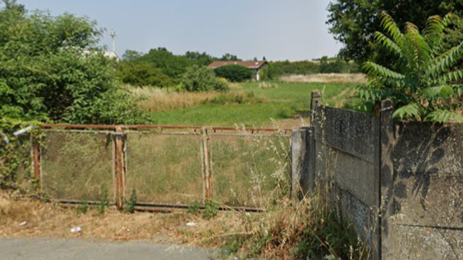 Terrain constructible de 390m2 à Saint-Barthélemy-d'Anjou