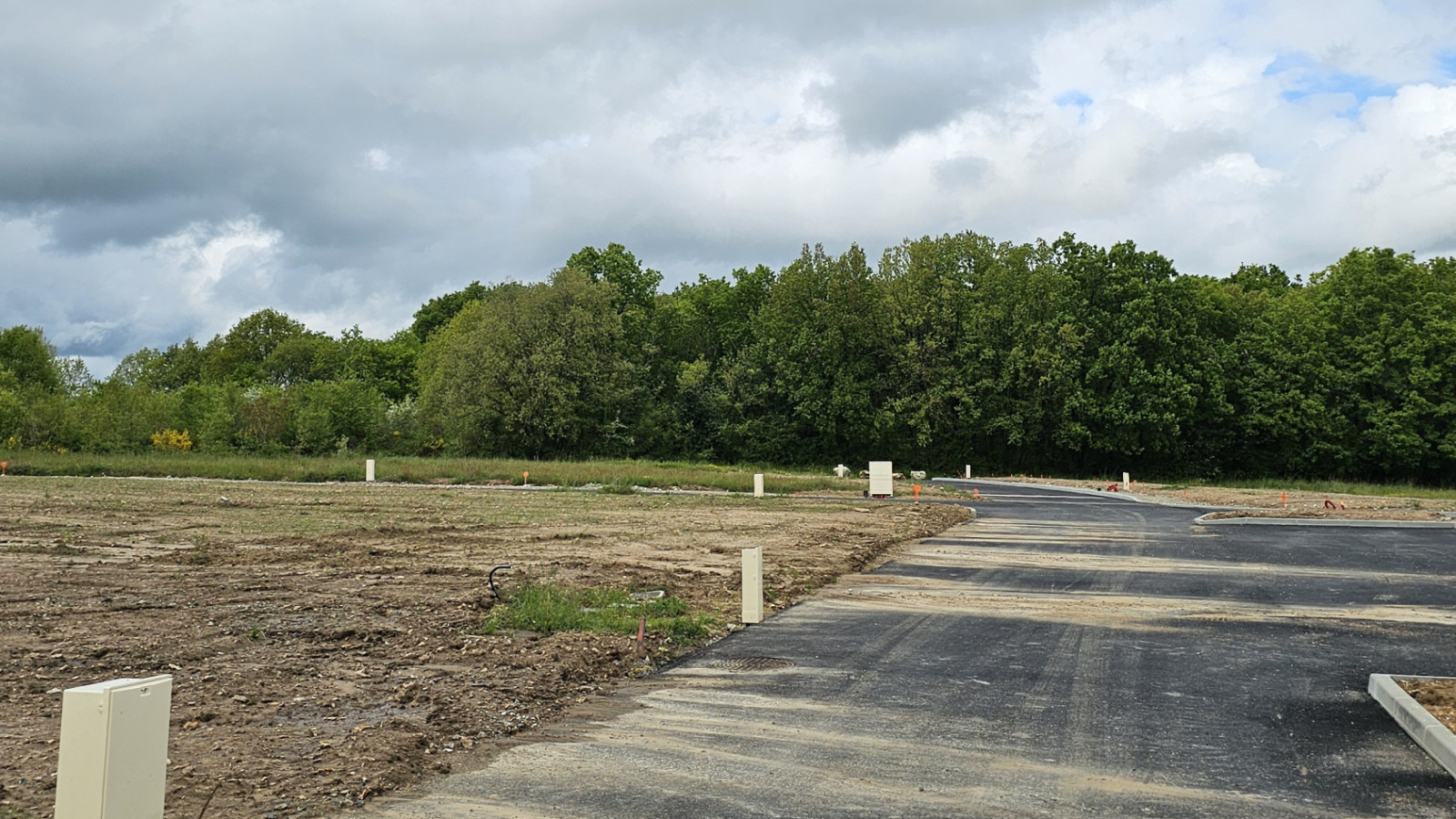 Terrain constructible de 746m2 à Neuillé-Pont-Pierre